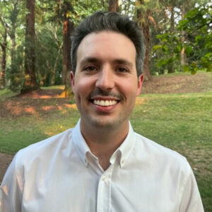 Head and shoulders photo of Andrew Robison from the Groundswell Team