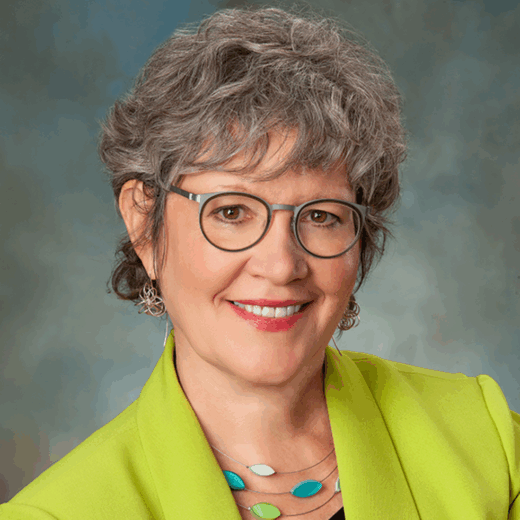 Head and shoulders photo of Annie Donovan